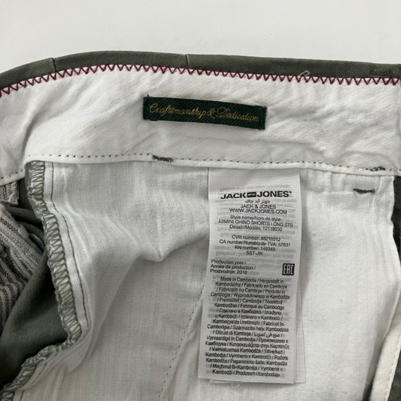 Jack & Jones Flat Front Chinos, Sage colored with sailboat pattern Size S - Picture 8 of 17